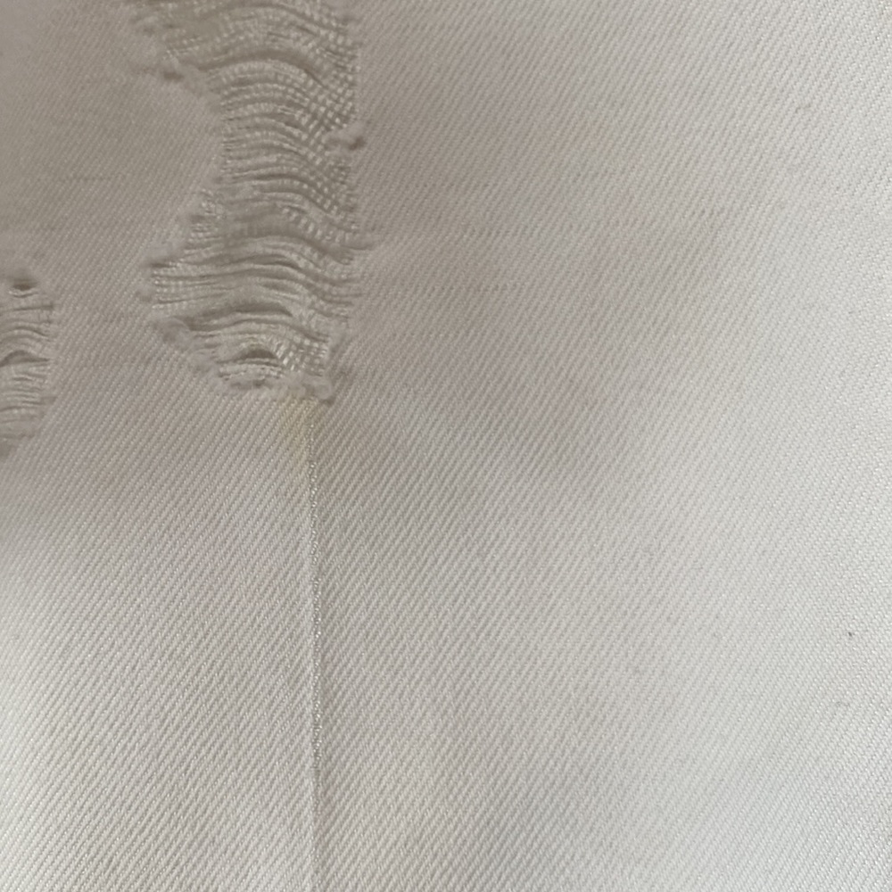 Juicy Couture Vintage White Distressed Jeans - Picture 9 of 10